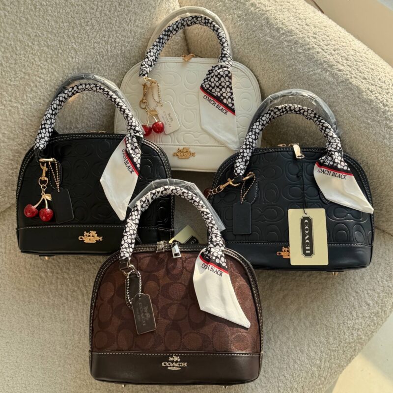 کیف نیم دایره کوچ